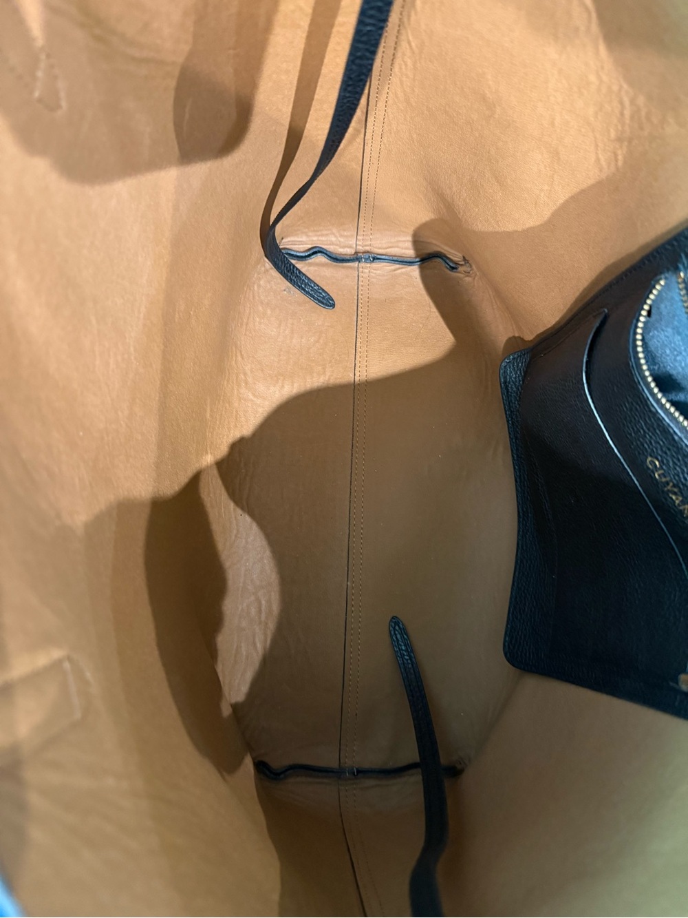 Cuyana pebbled leather tote - Picture 11 of 15